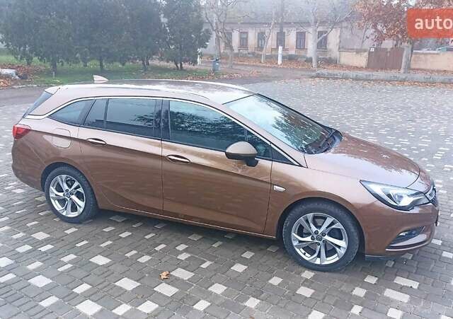 Коричневый Опель Астра, объемом двигателя 1.6 л и пробегом 258 тыс. км за 11800 $, фото 10 на Automoto.ua