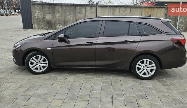 Коричневый Опель Астра, объемом двигателя 1.6 л и пробегом 246 тыс. км за 10700 $, фото 6 на Automoto.ua