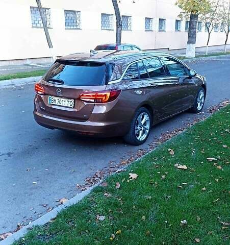 Коричневый Опель Астра, объемом двигателя 1.6 л и пробегом 258 тыс. км за 11800 $, фото 5 на Automoto.ua