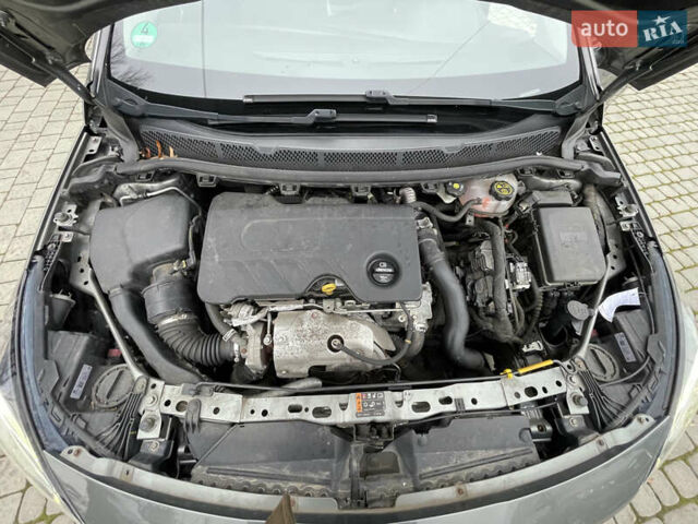 Коричневый Опель Астра, объемом двигателя 1.6 л и пробегом 225 тыс. км за 10300 $, фото 9 на Automoto.ua