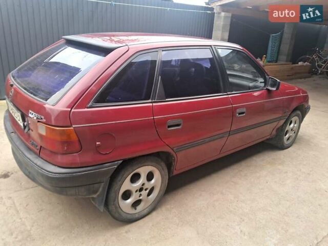 Червоний Опель Астра, об'ємом двигуна 1.39 л та пробігом 300 тис. км за 1700 $, фото 1 на Automoto.ua