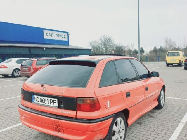Красный Опель Астра, объемом двигателя 1.6 л и пробегом 396 тыс. км за 1299 $, фото 3 на Automoto.ua