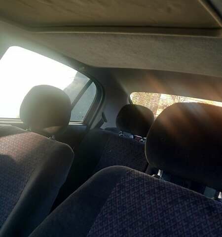 Красный Опель Астра, объемом двигателя 1.6 л и пробегом 250 тыс. км за 2700 $, фото 32 на Automoto.ua