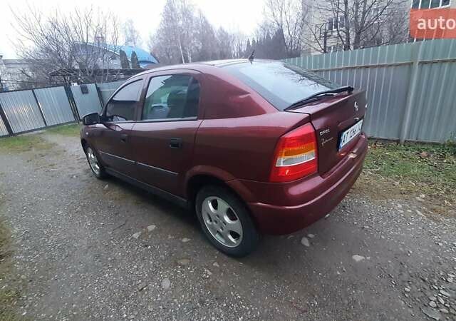 Красный Опель Астра, объемом двигателя 1.6 л и пробегом 250 тыс. км за 2700 $, фото 12 на Automoto.ua