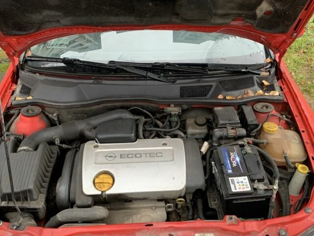 Красный Опель Астра, объемом двигателя 1.4 л и пробегом 3 тыс. км за 2300 $, фото 6 на Automoto.ua