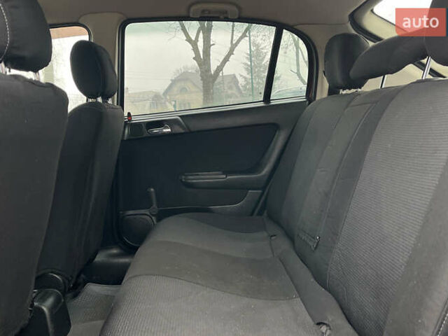 Красный Опель Астра, объемом двигателя 1.6 л и пробегом 294 тыс. км за 3699 $, фото 18 на Automoto.ua