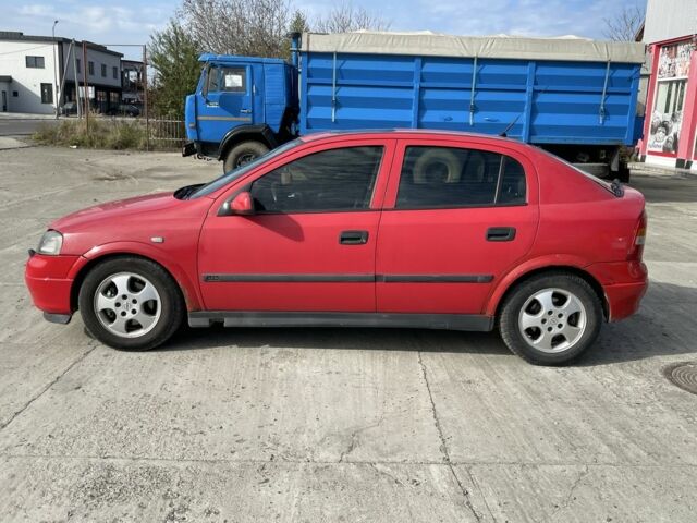 Красный Опель Астра, объемом двигателя 1.8 л и пробегом 300 тыс. км за 2200 $, фото 6 на Automoto.ua