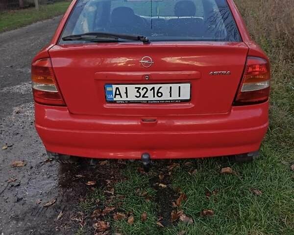 Красный Опель Астра, объемом двигателя 1.4 л и пробегом 264 тыс. км за 2700 $, фото 1 на Automoto.ua