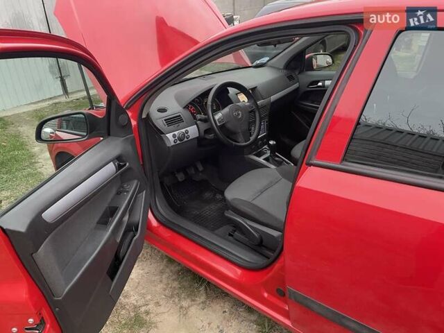 Красный Опель Астра, объемом двигателя 1.4 л и пробегом 170 тыс. км за 4800 $, фото 5 на Automoto.ua
