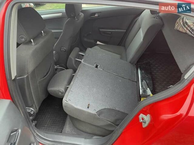 Красный Опель Астра, объемом двигателя 1.4 л и пробегом 170 тыс. км за 4800 $, фото 7 на Automoto.ua