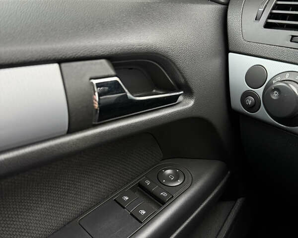 Червоний Опель Астра, об'ємом двигуна 1.4 л та пробігом 172 тис. км за 5200 $, фото 8 на Automoto.ua