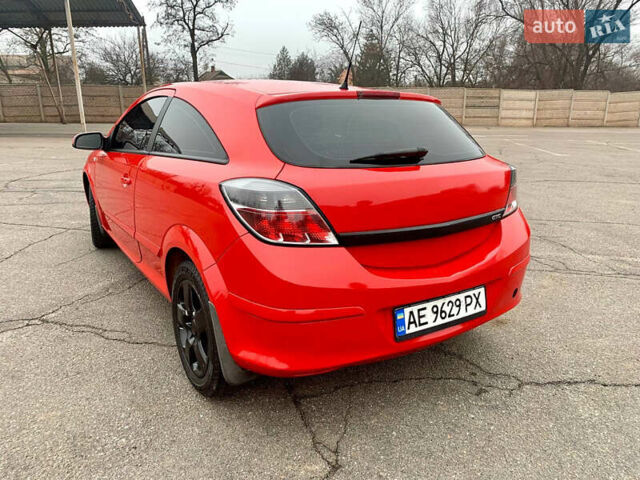 Красный Опель Астра, объемом двигателя 1.6 л и пробегом 260 тыс. км за 4500 $, фото 2 на Automoto.ua