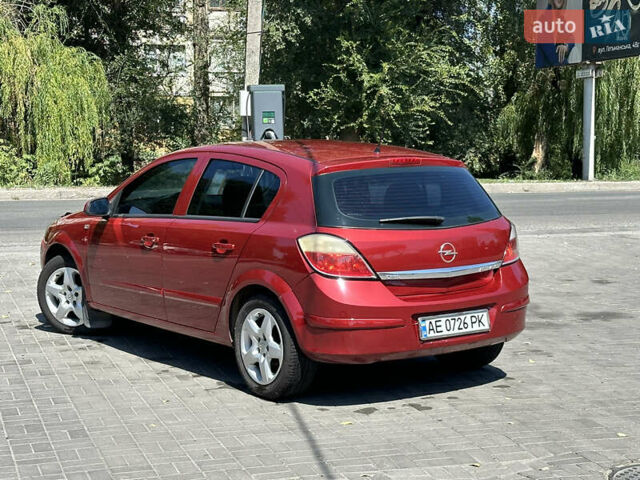 Красный Опель Астра, объемом двигателя 1.6 л и пробегом 140 тыс. км за 5200 $, фото 5 на Automoto.ua