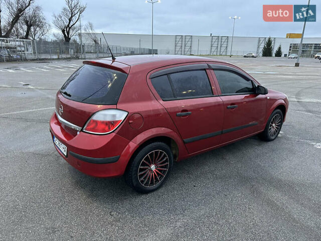 Червоний Опель Астра, об'ємом двигуна 1.36 л та пробігом 267 тис. км за 4000 $, фото 4 на Automoto.ua