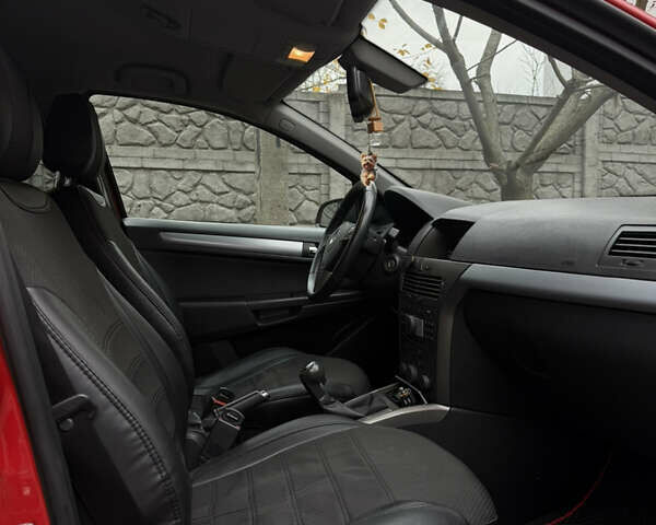 Червоний Опель Астра, об'ємом двигуна 1.4 л та пробігом 172 тис. км за 5200 $, фото 13 на Automoto.ua