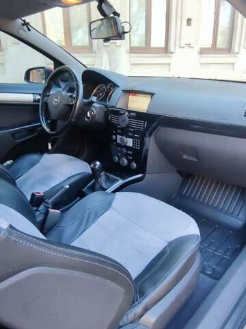 Красный Опель Астра, объемом двигателя 1.6 л и пробегом 203 тыс. км за 5300 $, фото 20 на Automoto.ua