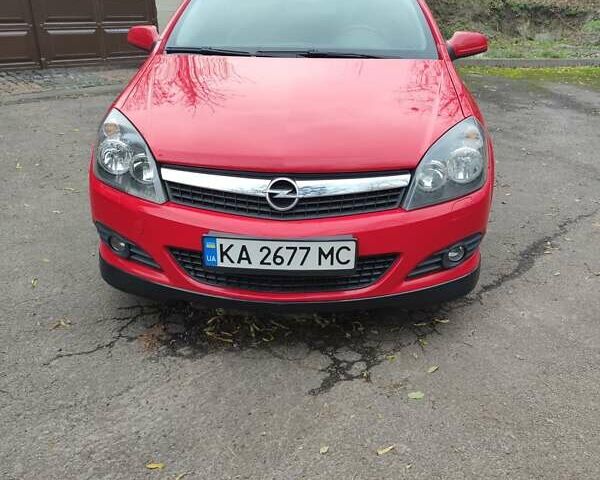 Красный Опель Астра, объемом двигателя 1.6 л и пробегом 203 тыс. км за 5300 $, фото 3 на Automoto.ua