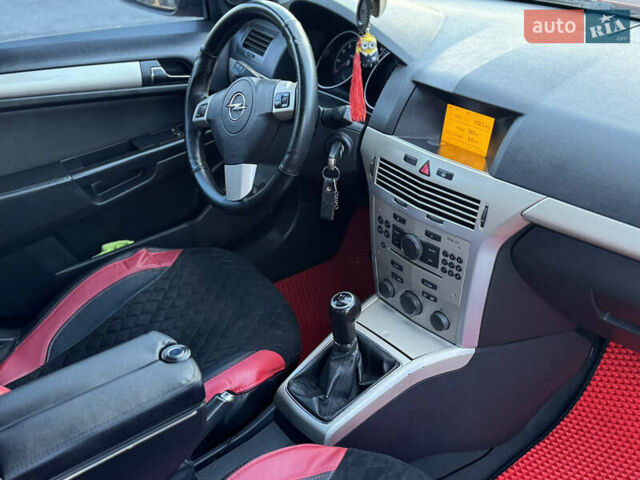 Червоний Опель Астра, об'ємом двигуна 1.6 л та пробігом 318 тис. км за 4350 $, фото 33 на Automoto.ua