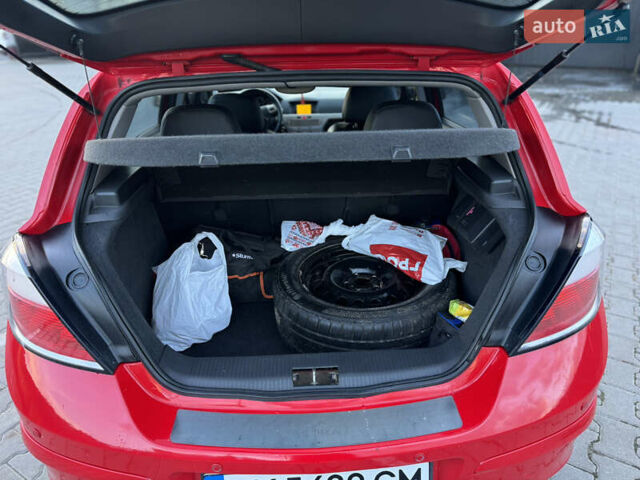 Червоний Опель Астра, об'ємом двигуна 1.6 л та пробігом 318 тис. км за 4350 $, фото 28 на Automoto.ua