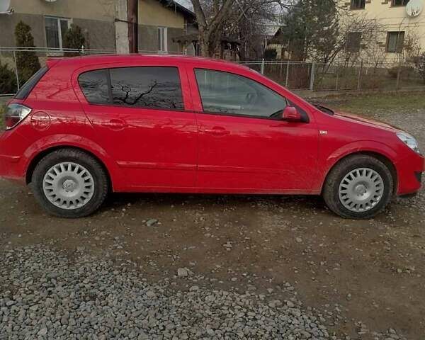 Красный Опель Астра, объемом двигателя 1.6 л и пробегом 198 тыс. км за 5400 $, фото 2 на Automoto.ua