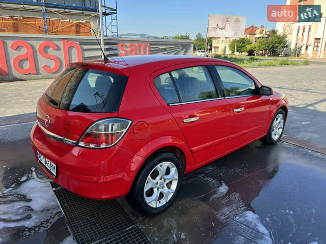Красный Опель Астра, объемом двигателя 1.69 л и пробегом 300 тыс. км за 4199 $, фото 3 на Automoto.ua