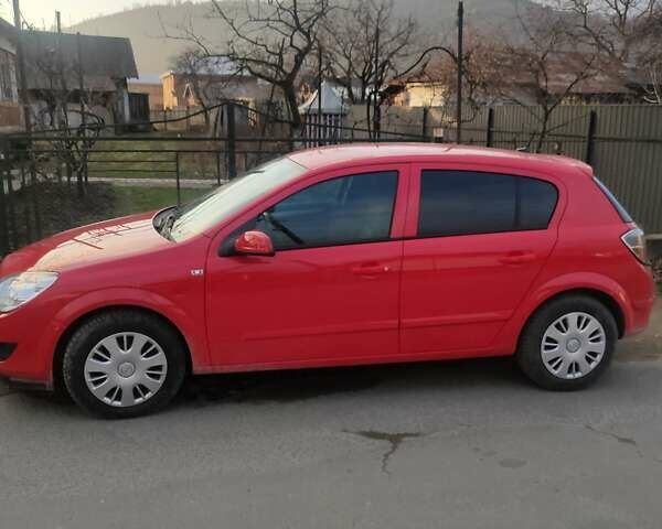 Красный Опель Астра, объемом двигателя 1.6 л и пробегом 198 тыс. км за 5400 $, фото 3 на Automoto.ua