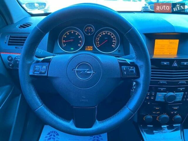 Червоний Опель Астра, об'ємом двигуна 1.6 л та пробігом 213 тис. км за 5700 $, фото 12 на Automoto.ua