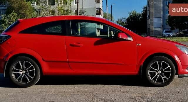 Красный Опель Астра, объемом двигателя 1.8 л и пробегом 262 тыс. км за 3400 $, фото 3 на Automoto.ua