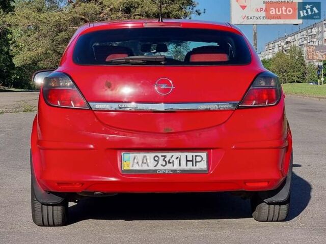 Красный Опель Астра, объемом двигателя 1.8 л и пробегом 262 тыс. км за 3400 $, фото 5 на Automoto.ua