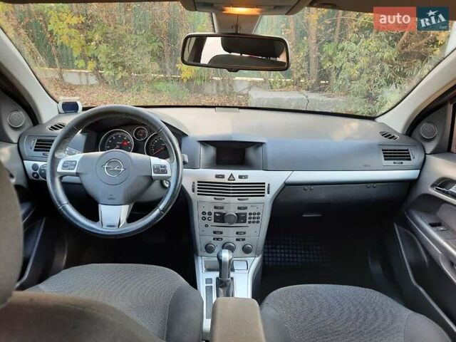 Червоний Опель Астра, об'ємом двигуна 1.8 л та пробігом 123 тис. км за 6300 $, фото 17 на Automoto.ua