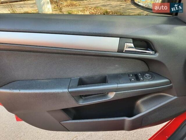 Червоний Опель Астра, об'ємом двигуна 1.8 л та пробігом 123 тис. км за 6300 $, фото 23 на Automoto.ua