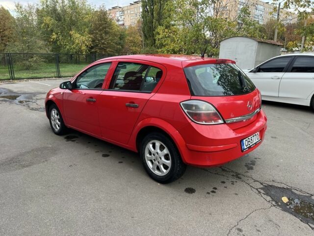 Красный Опель Астра, объемом двигателя 1.7 л и пробегом 220 тыс. км за 2450 $, фото 8 на Automoto.ua