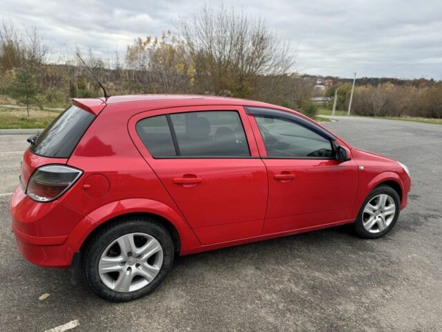 Опель Астра 2009 в Ровно на Automoto.ua Красный Опель Астра, объемом двигателя 1.8 л и пробегом 165 тыс. км за 4750 $, фото 5 на Automoto.ua