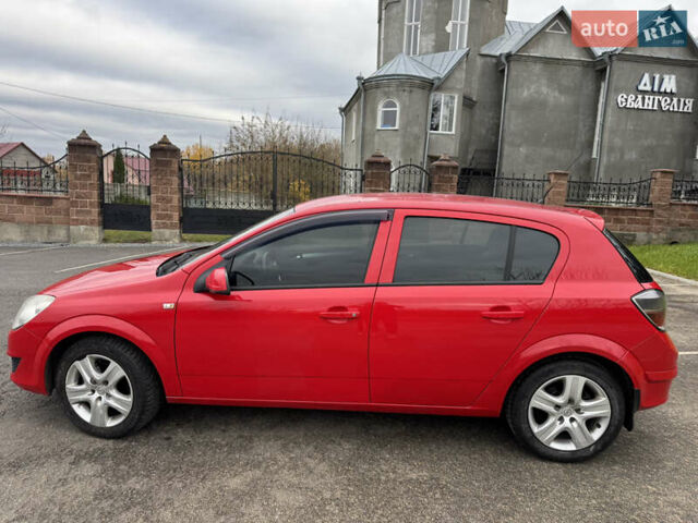 Опель Астра 2009 у Рівному на Automoto.ua Червоний Опель Астра, об'ємом двигуна 1.8 л та пробігом 165 тис. км за 4750 $, фото 2 на Automoto.ua