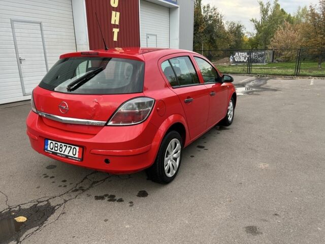 Красный Опель Астра, объемом двигателя 1.7 л и пробегом 220 тыс. км за 2450 $, фото 6 на Automoto.ua