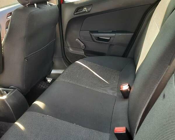 Червоний Опель Астра, об'ємом двигуна 1.8 л та пробігом 123 тис. км за 6300 $, фото 5 на Automoto.ua