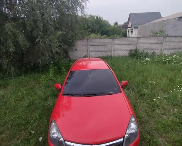 Красный Опель Астра, объемом двигателя 1.36 л и пробегом 192 тыс. км за 4500 $, фото 9 на Automoto.ua