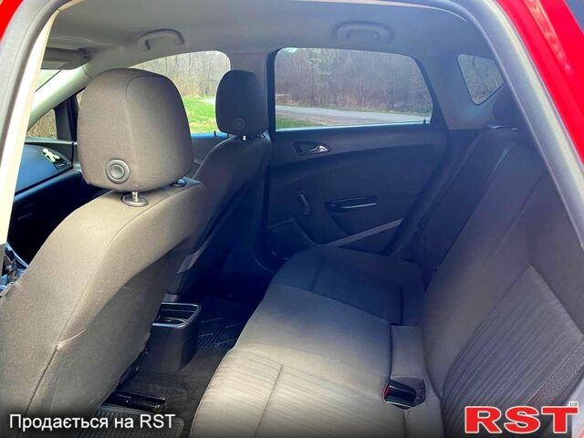 Опель Астра 2010 в Великом Березном на Automoto.ua Красный Опель Астра, объемом двигателя 1.4 л и пробегом 178 тыс. км за 5500 $, фото 1 на Automoto.ua