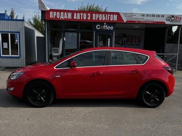 Красный Опель Астра, объемом двигателя 1.4 л и пробегом 183 тыс. км за 8600 $, фото 4 на Automoto.ua