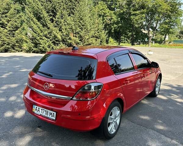 Красный Опель Астра, объемом двигателя 1.6 л и пробегом 141 тыс. км за 6400 $, фото 8 на Automoto.ua