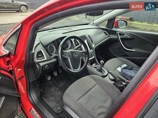 Красный Опель Астра, объемом двигателя 1.69 л и пробегом 218 тыс. км за 7499 $, фото 9 на Automoto.ua