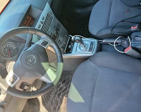 Червоний Опель Астра, об'ємом двигуна 1.6 л та пробігом 167 тис. км за 6900 $, фото 7 на Automoto.ua