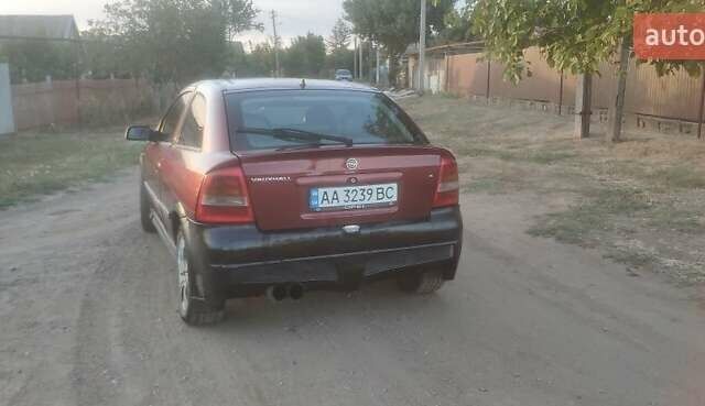 Красный Опель Астра, объемом двигателя 1.8 л и пробегом 150 тыс. км за 1201 $, фото 2 на Automoto.ua