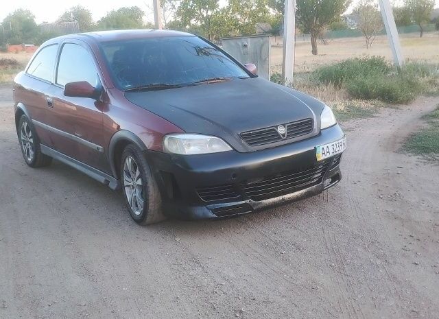 Красный Опель Астра, объемом двигателя 1.8 л и пробегом 150 тыс. км за 1201 $, фото 1 на Automoto.ua