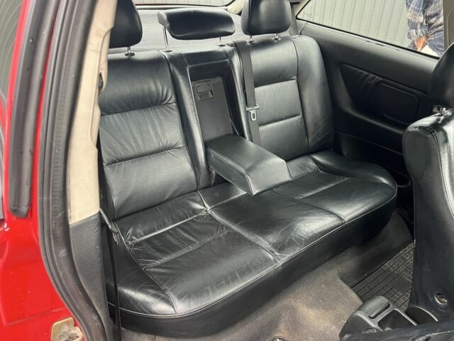 Красный Опель Астра, объемом двигателя 1.6 л и пробегом 324 тыс. км за 1500 $, фото 8 на Automoto.ua