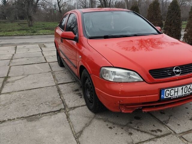 Червоний Опель Астра, об'ємом двигуна 2 л та пробігом 300 тис. км за 1450 $, фото 1 на Automoto.ua