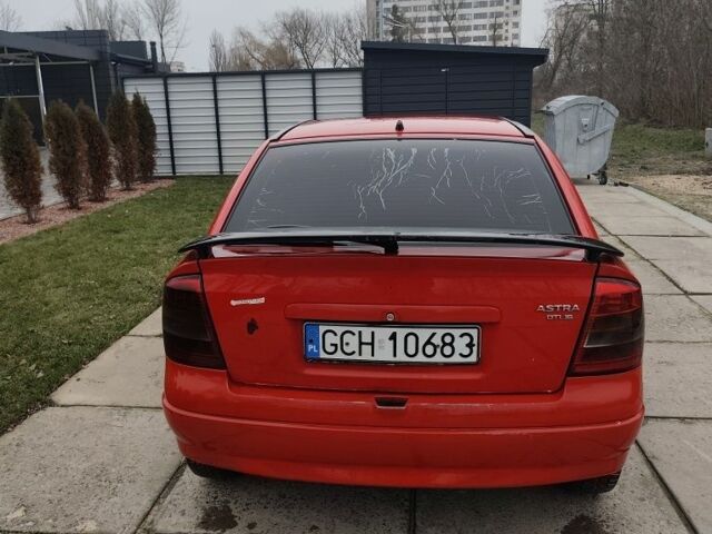 Червоний Опель Астра, об'ємом двигуна 2 л та пробігом 300 тис. км за 1450 $, фото 5 на Automoto.ua