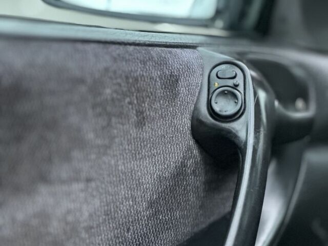 Красный Опель Астра, объемом двигателя 1.6 л и пробегом 400 тыс. км за 1299 $, фото 11 на Automoto.ua