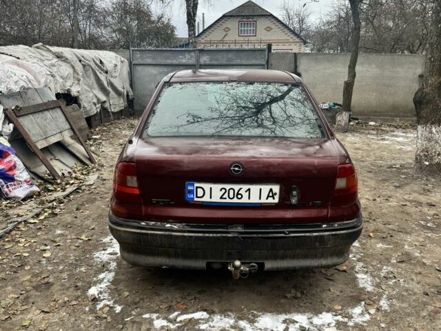 Красный Опель Астра, объемом двигателя 1.6 л и пробегом 492 тыс. км за 600 $, фото 4 на Automoto.ua