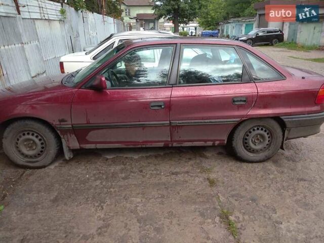 Червоний Опель Астра, об'ємом двигуна 1.4 л та пробігом 220 тис. км за 1800 $, фото 4 на Automoto.ua